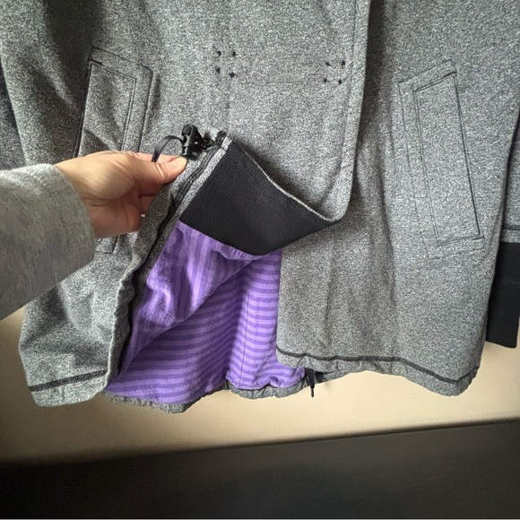 Lululemon Sz 6 Gratitude Wrap Static Charcoal Purple Lining - Picture 6 of 14